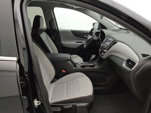 Used 2023 Chevrolet Equinox LT FWD image 21