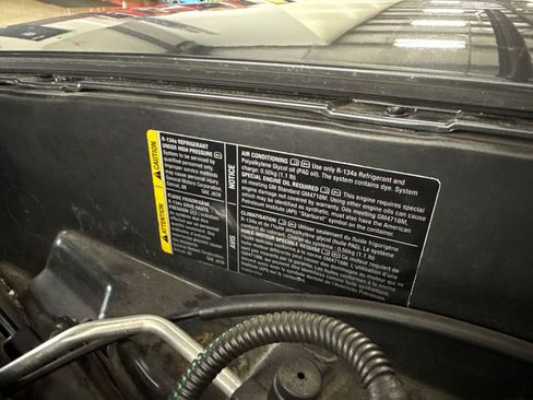 Used 2010 Chevrolet Corvette Grand Sport w/ Preferred Equipment Group image 77