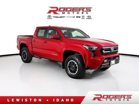 Certified 2026 Toyota Tacoma SR5 AWD/4WD image 1