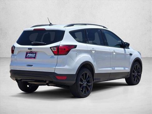 Used 2019 Ford Escape SE FWD image 5