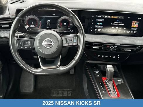 Used 2025 Nissan Kicks SR AWD/4WD image 16