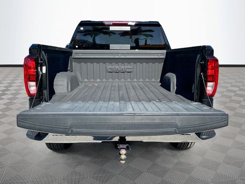 Used 2024 GMC Sierra 1500 SLE w/ Preferred Package image 28
