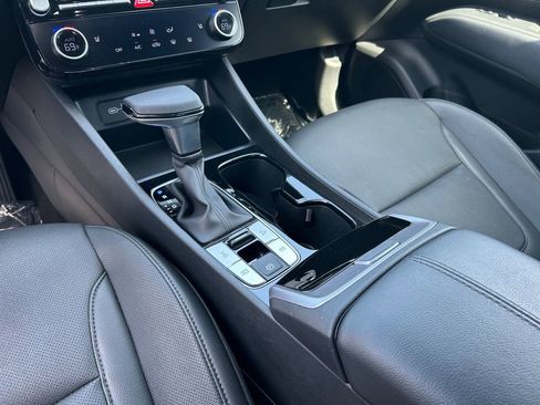 Certified 2025 Hyundai Santa Cruz SEL AWD/4WD image 18