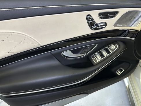 Used 2015 Mercedes-Benz S 63 AMG 4MATIC Sedan image 22