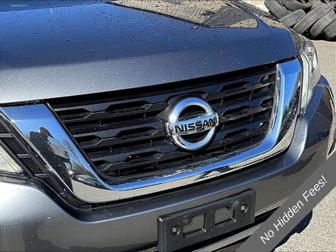 Used 2019 Nissan Pathfinder SV w/ Cargo Package AWD/4WD image 27