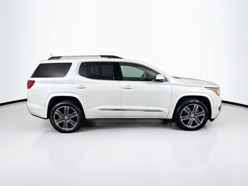 Used 2018 GMC Acadia Denali w/ Technology Package image 5