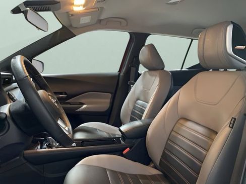 Certified 2024 Nissan Kicks SR w/ SR Premium Package FWD image 20