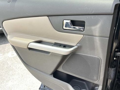 Used 2014 Ford Edge SE w/ Equipment Group 101A FWD image 18