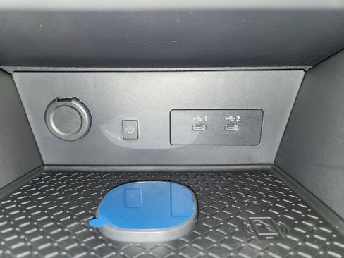 New 2026 Nissan Pathfinder SL image 14