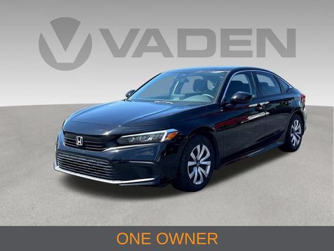 Used 2023 Honda Civic LX image 3