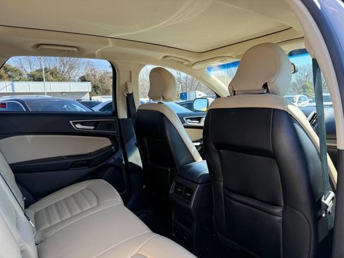 Used 2017 Ford Edge SEL w/ Equipment Group 201A image 14