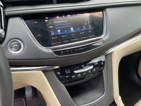 Used 2018 Cadillac XT5 Premium Luxury image 11