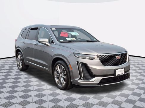 Certified 2023 Cadillac XT6 Premium Luxury FWD image 2