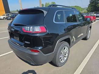 Used 2022 Jeep Cherokee Latitude Lux w/ Sun & Sound Group AWD/4WD video 3