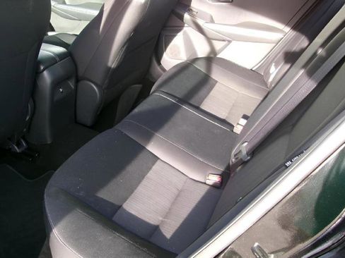 Used 2024 Nissan Sentra SV FWD image 8