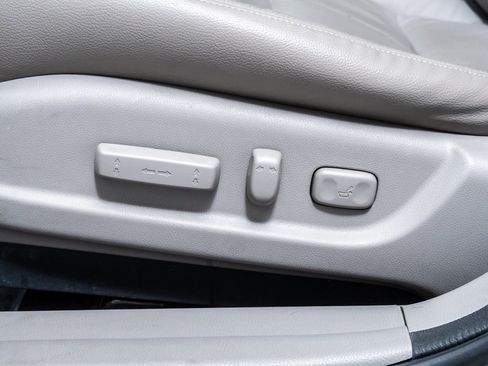 Used 2012 Honda Accord EX-L image 21