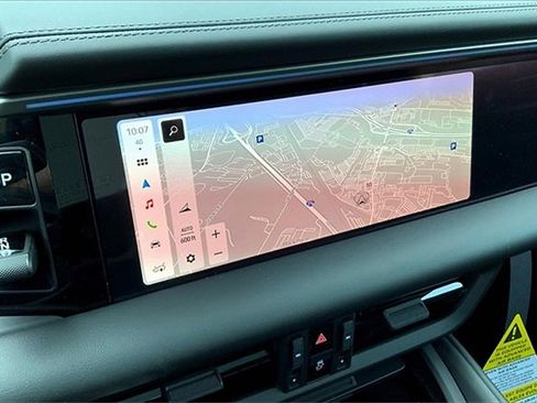 Used 2025 Porsche Macan Electric image 34