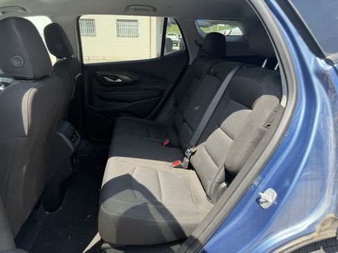 Used 2024 GMC Terrain SLE FWD image 12