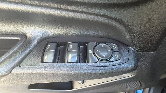 Used 2019 Chevrolet Equinox LT AWD/4WD image 17