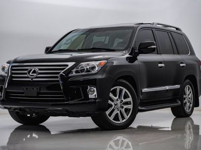 Used 2013 Lexus LX 570 4WD w/ Luxury Pkg