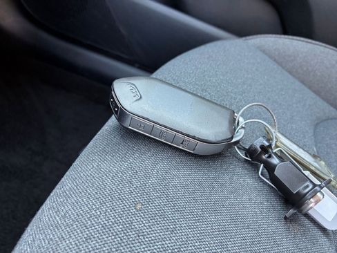 Used 2025 Kia K4 LXS image 21