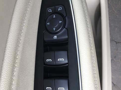 Used 2018 Buick Regal Essence w/ Driver Confidence Package #1 image 23