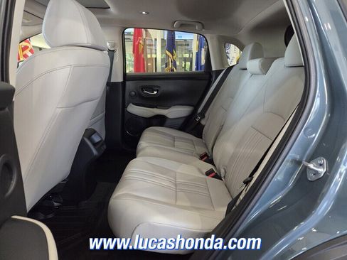 Used 2025 Honda HR-V EX-L image 8