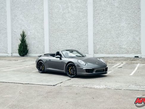 Used 2013 Porsche 911 Carrera S image 13