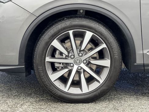 Certified 2025 Acura MDX FWD w/ Technology Package image 29