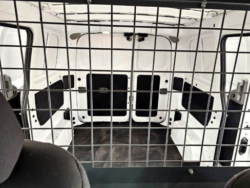 Used 2018 Chevrolet City Express LT image 30