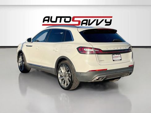 Used 2022 Lincoln Nautilus Reserve w/ Equipment Group 201A AWD/4WD image 5