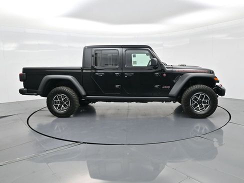 New 2025 Jeep Gladiator Rubicon w/ Convenience Group image 5