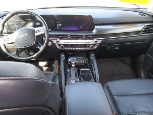 Used 2025 Kia Telluride S AWD/4WD image 11