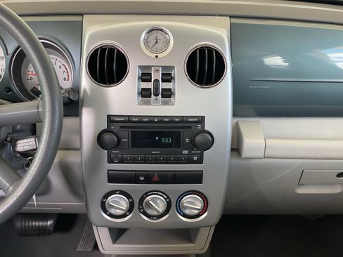 Used 2006 Chrysler PT Cruiser image 17
