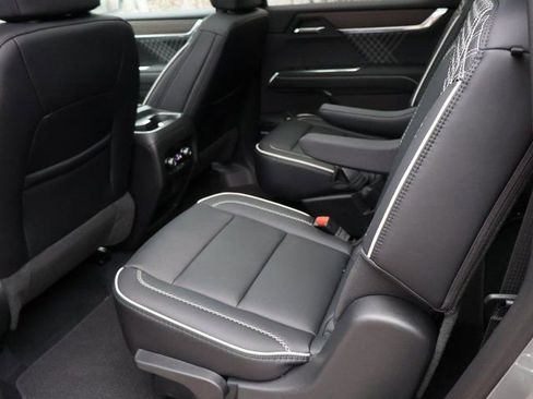 New 2026 GMC Acadia Denali w/ Super Cruise Package image 21