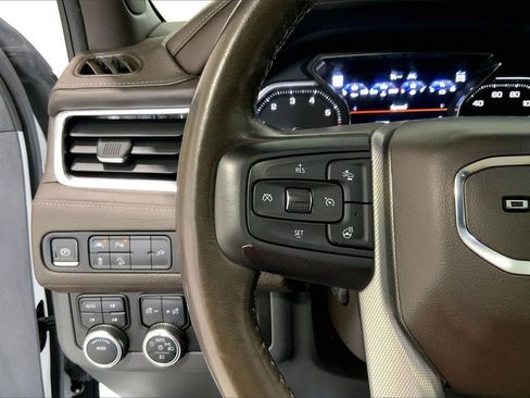 Used 2021 GMC Yukon Denali image 21