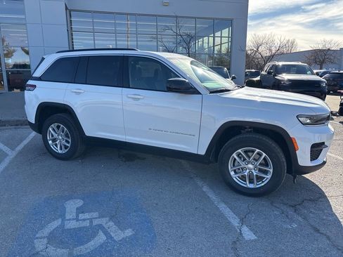 New 2026 Jeep Grand Cherokee Laredo X AWD/4WD image 38