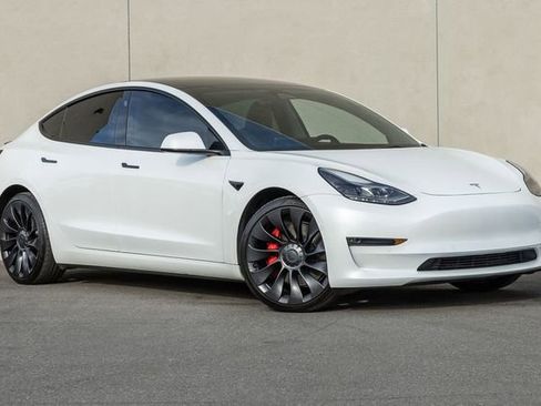 Used 2022 Tesla Model 3 Performance image 17
