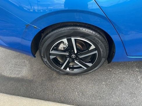 Used 2024 Nissan Sentra SV image 41