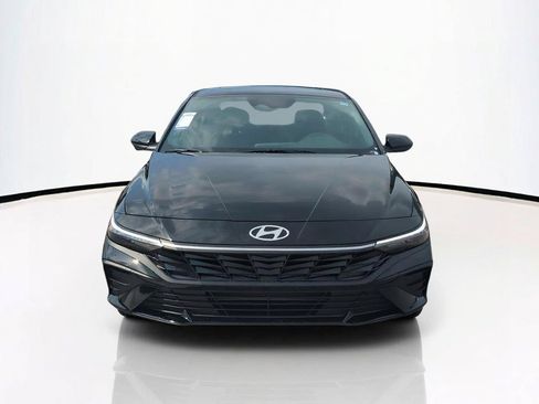 New 2026 Hyundai Elantra SEL Sport FWD image 3