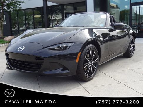 New 2026 MAZDA MX-5 Miata Grand Touring w/ Weather Package image 8
