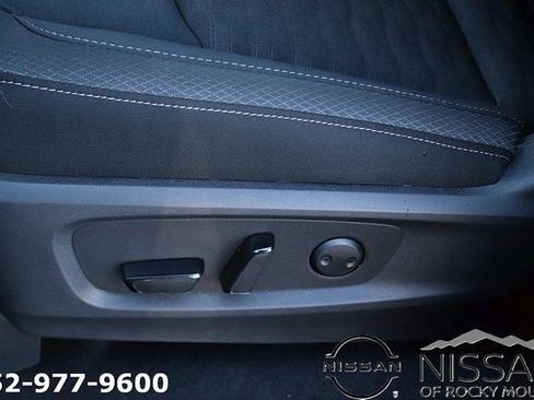 New 2026 Nissan Pathfinder SV image 15