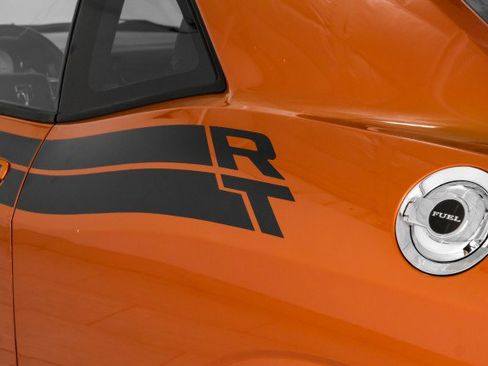 Used 2011 Dodge Challenger R/T RWD image 43