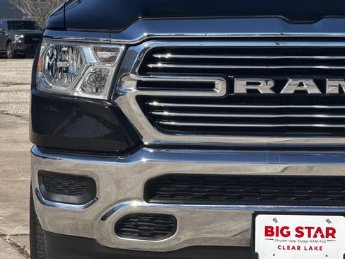 Used 2024 RAM 1500 Laramie AWD/4WD image 6