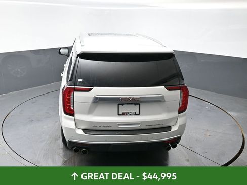 Used 2021 GMC Yukon Denali w/ Denali Premium Package image 24