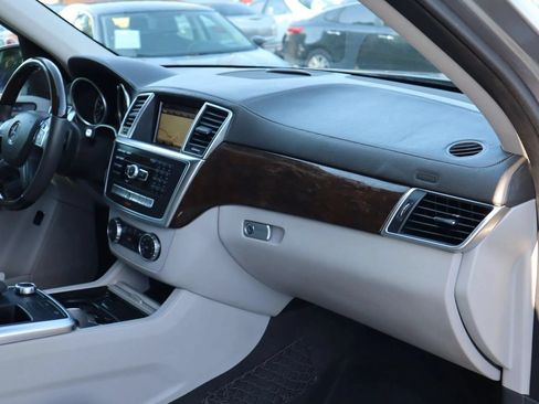 Used 2016 Mercedes-Benz GL 320 BlueTEC 4MATIC image 26