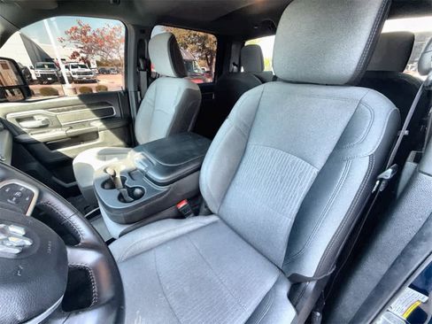 Used 2024 RAM 2500 Big Horn w/ Bed Utility Group image 10