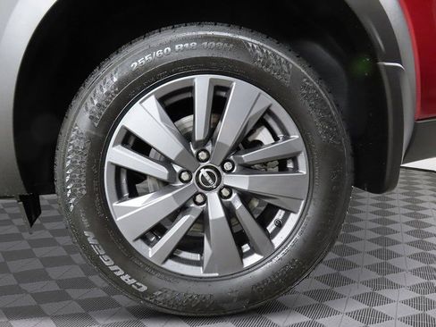 New 2026 Nissan Pathfinder SV image 11