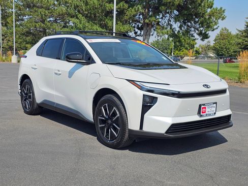 Used 2026 Toyota bZ AWD/4WD image 37