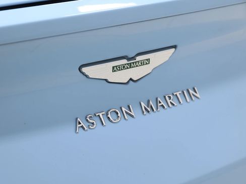 Used 2018 Aston Martin DB11 V12 RWD image 65